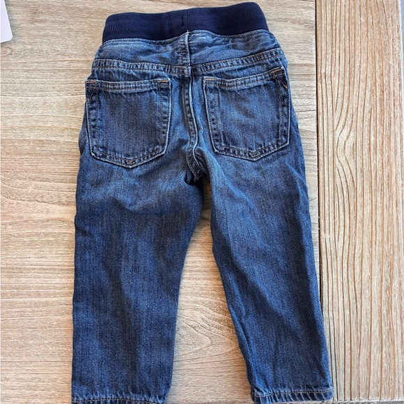 babyGap Pull-On Slim Fit Jeans with Washwell 2 pack dark and medium wash - Picture 6 of 8